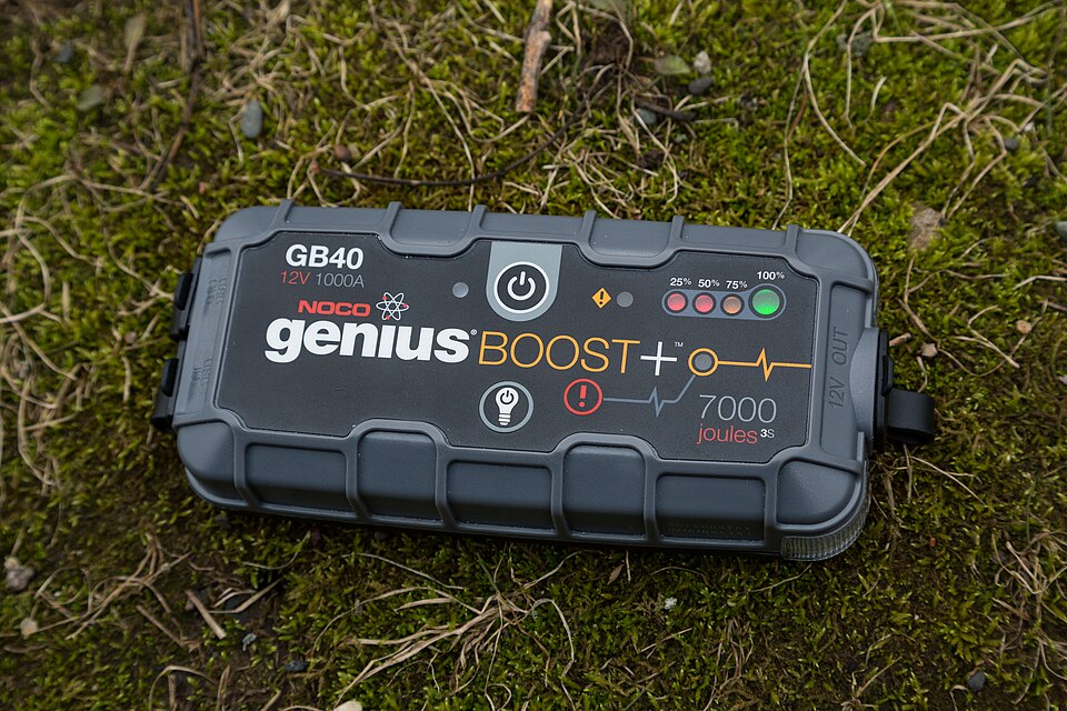 NOCO Boost Plus GB40 portable 12V jump starter