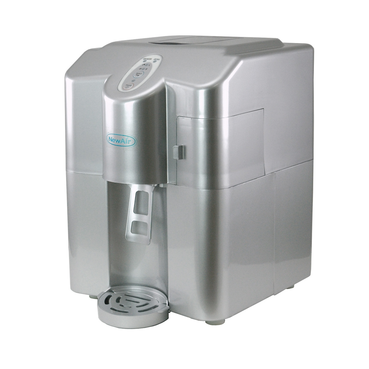 Portable countertop ice maker photographed for home appliance reference